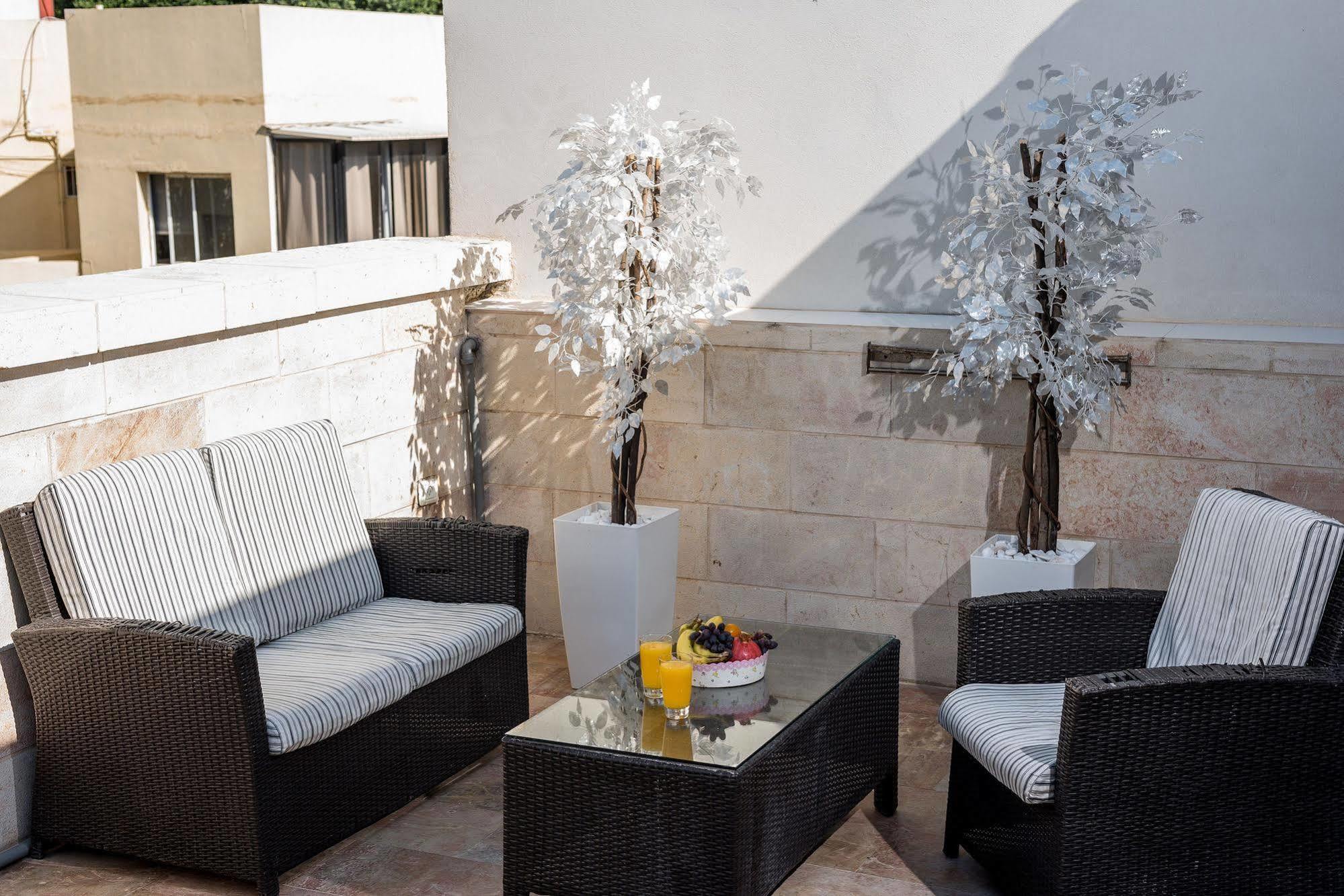 Ness Hotel Tel Aviv Exterior photo